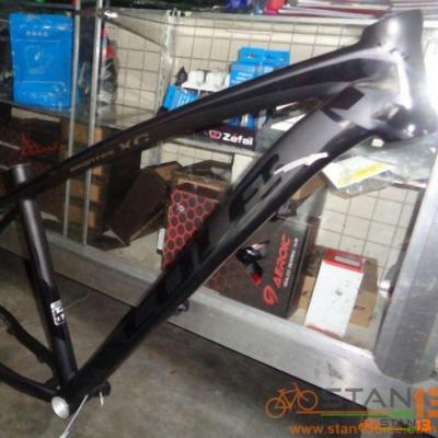 cole brontes xc frame price